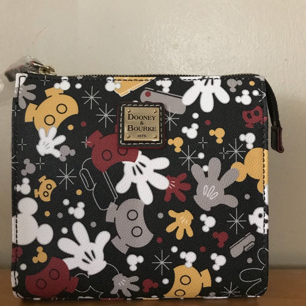 Disney Dooney & Bourke I Am Mickey Mouse Crossbody